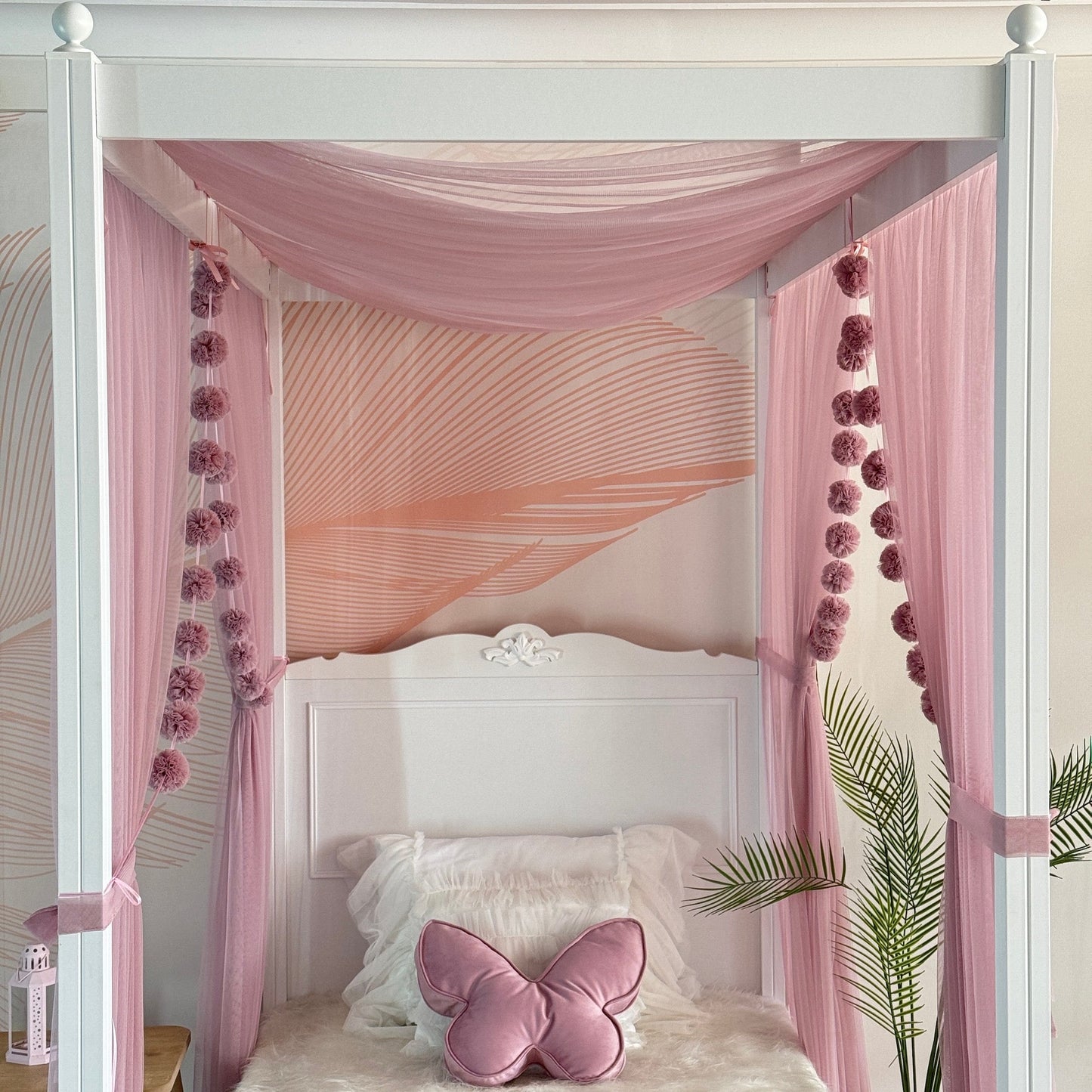 Pastel Pembe Poster Yatak Cibinliği