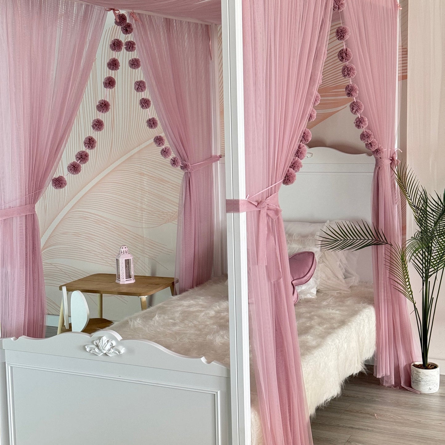 Pastel Pembe Poster Yatak Cibinliği
