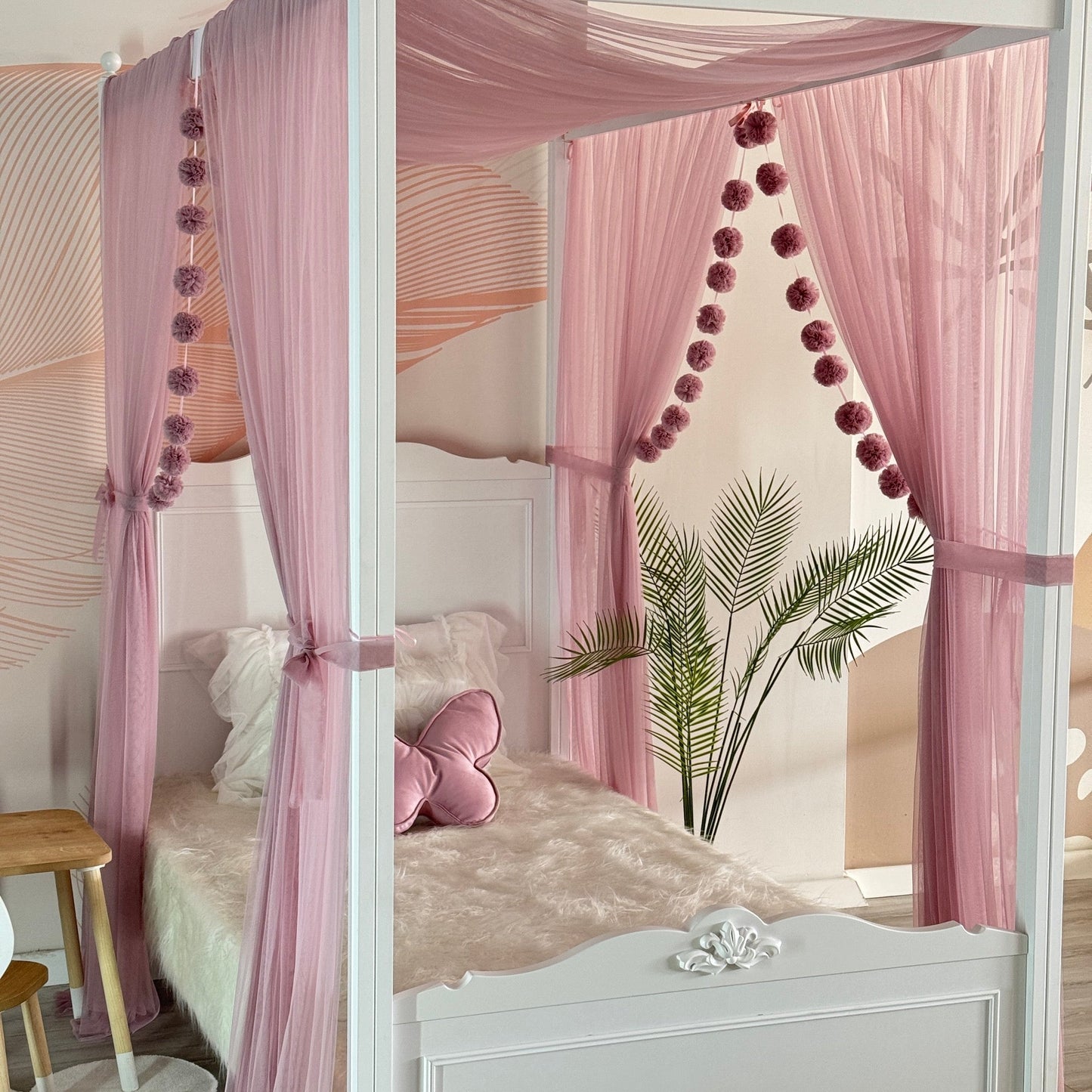 Pastel Pembe Poster Yatak Cibinliği