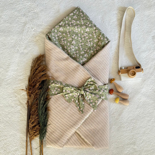 Kundak Battaniye - Yeşil Papatya Desenli